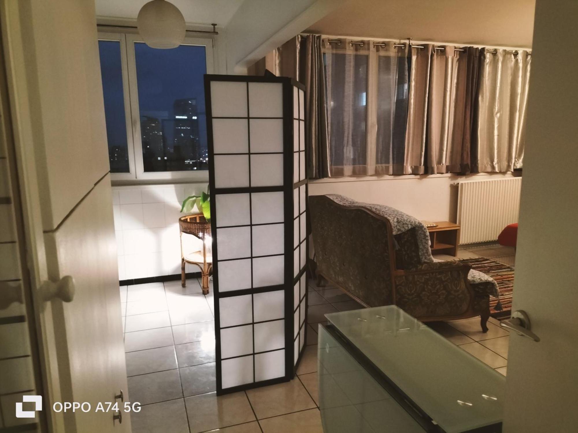 Le Yvyzen Apartment *